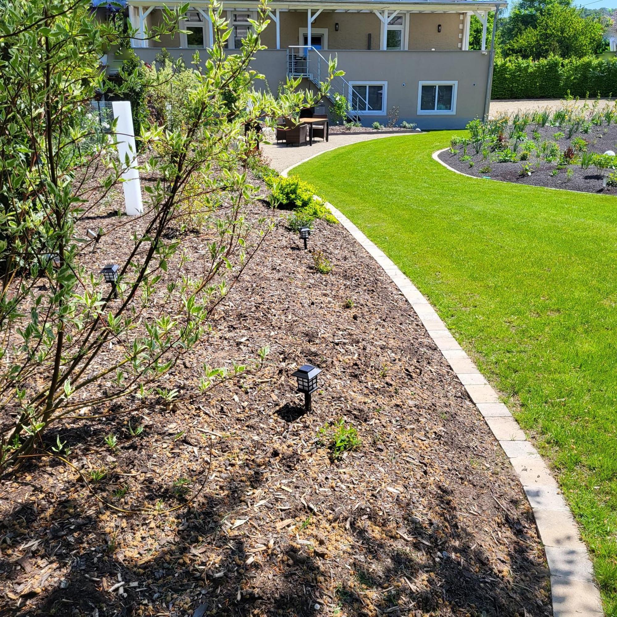Komfort Ferienwohnungen Mit Wellness-Garten - Gaestehaus Am Bachlauf - Losheim Am See Экстерьер фото